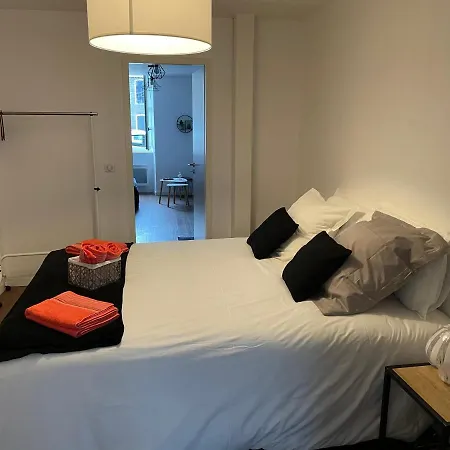 Cosy Centre Proche Gare Lit Queen Apartmán *
