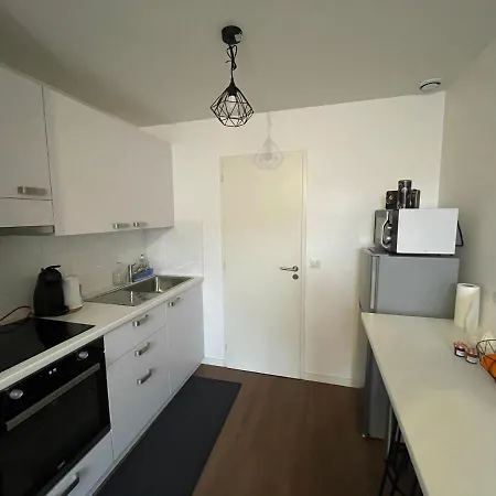 T1 Bis 35 M2 Lit Queen Size équipé *