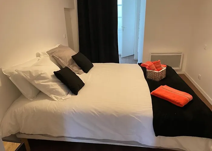 Cosy Centre Proche Gare Lit Queen Pau